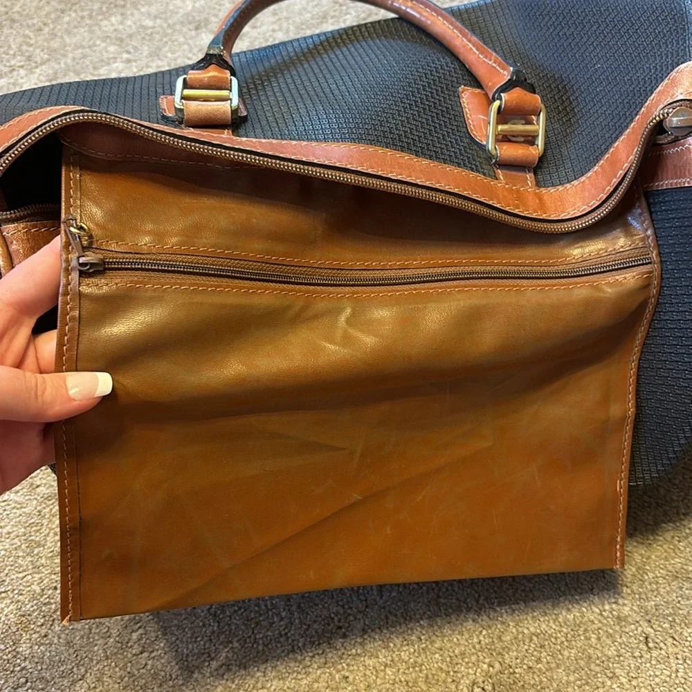 Vintage Bally Boston Bag - Picture 10 of 14